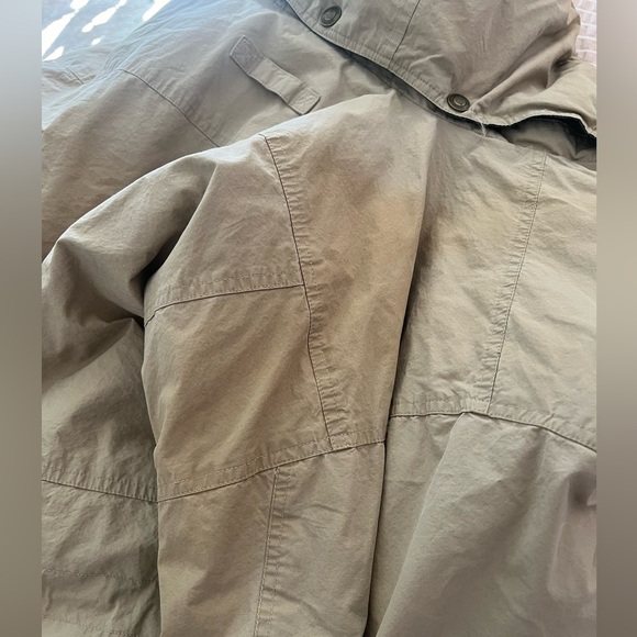 Good down coat.  Old and worn but in good shape - Picture 6 of 8